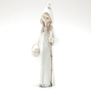 Lladro Porcelain Shepherd Girl W/ Basket Figurine
